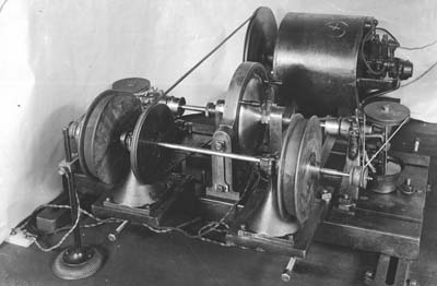 Gerador utilizado para a primeira transmissão de rádio