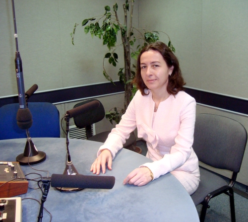 Victoria Sepciu - Apresentadora da Rádio Romenia Internacional