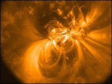 Labaredas do Sol provocam disturbios na Terra